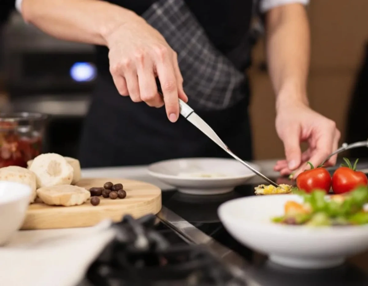 Équipement Essentiel pour une Cuisine de Luxe : Guide Complet